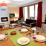 Val Lachard מלון 4*