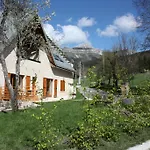 Val Lachard מלון 4*