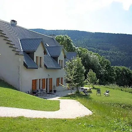 Val Lachard Szálloda