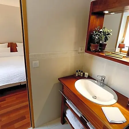 Val Lachard Szálloda 4*