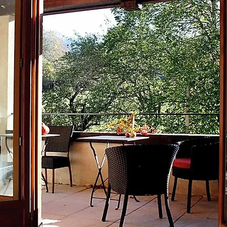 Val Lachard Szálloda 4*