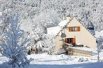 Val Lachard فندق 4*